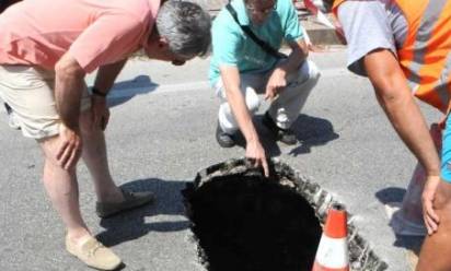 Voragine sul cavalcavia di Treviso, conclusi i lavori. Strada riaperta